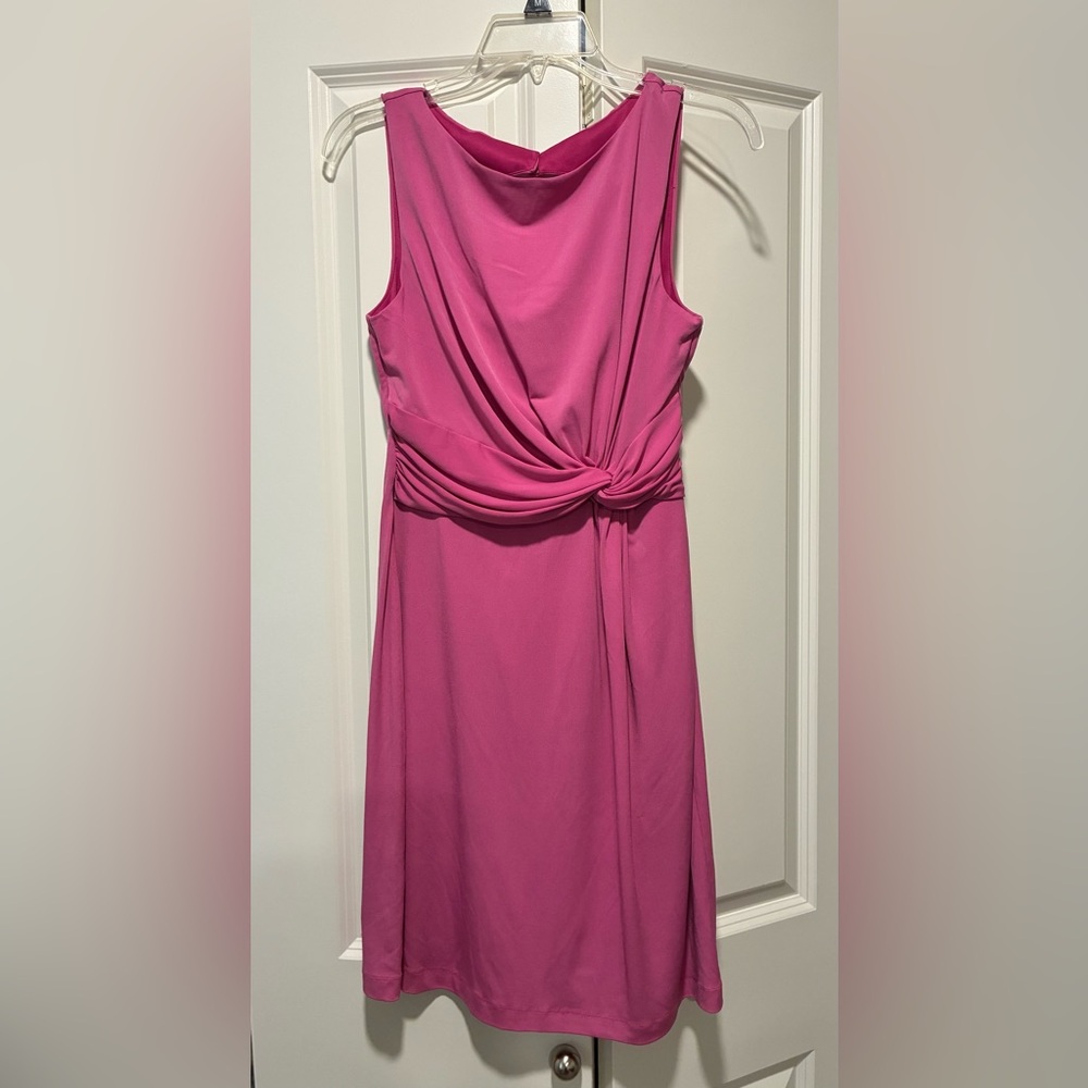 Elegant Pink Sleeveless Dress